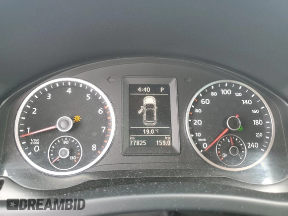 2017 Volkswagen Tiguan with VIN WVGHV7AX1HK017717, listed as a Copart auction lot 64948373 with 77,825 mi miles and Salvage title. Bid and sale history available at DreamBid. Image 9.