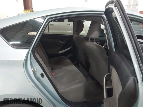 2013 Toyota Prius One z VIN JTDKN3DU5D5621042, wystawiony jako IAAI lot #42277891 z przebiegiem 233 484 mil mil oraz . Historia ofert i sprzedaży dostępna na DreamBid. Obrazek 8.