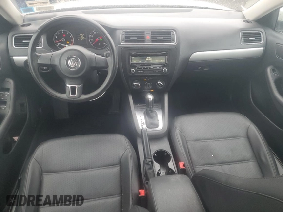 2013 Volkswagen Jetta SE с VIN 3VWDP7AJ3DM385874, выставлен на аукционе Copart как лот 47232015 с пробегом 67 524 миль миль и На запчасти • Non repairable. История ставок и продаж доступна на DreamBid. Изображение 8.