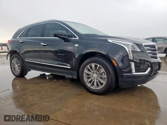 2017 Cadillac XT5 Luxury FWD z VIN 1GYKNBRS9HZ160664, wystawiony jako Copart lot #55856915 z przebiegiem 98 161 mil mil oraz Szkody całkowita. Historia ofert i sprzedaży dostępna na DreamBid. Obrazek 4.