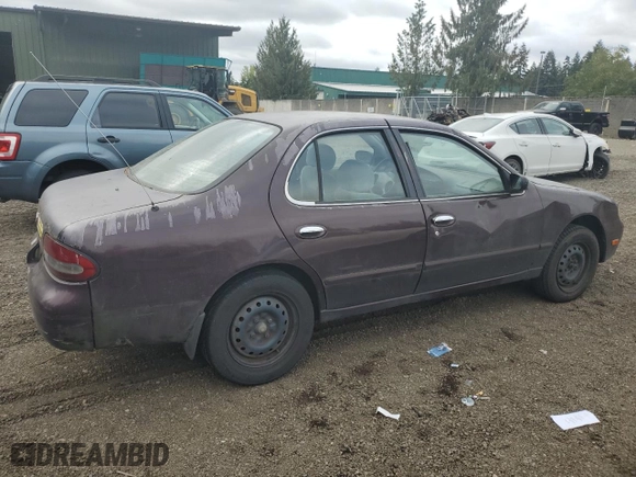 1997 Nissan Altima XE with VIN 1N4BU31D7VC194229, listed as a Copart auction lot 70335964 with 280,747 mi miles and Salvage Title. Bid and sale history available at carsss.com. Image 3.