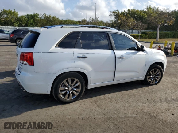 2013 Kia Sorento SX with VIN 5XYKW4A21DG365169, listed as a Copart auction lot 50491625 with 196,879 mi miles and Salvage Title. Bid and sale history available at carsss.com. Image 3.