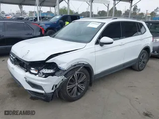 2018 Volkswagen Tiguan SEL with VIN 3VV3B7AX9JM090342, listed as a IAAI auction lot 41895823 with 98,400 mi miles. Bid and sale history available at carsss.com. Image 21.