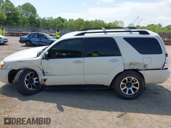 2007 Toyota 4Runner SR5 with VIN JTEZU14R178074304, listed as a IAAI auction lot 42159580 with 190,224 mi miles and . Bid and sale history available at DreamBid. Image 14.