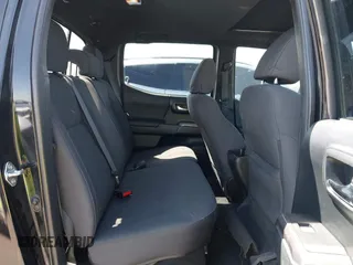 2016 Toyota Tacoma SR with VIN 3TMCZ5AN3GM019210, listed as a IAAI auction lot 42003617 with 171,581 mi miles. Bid and sale history available at carsss.com. Image 8.