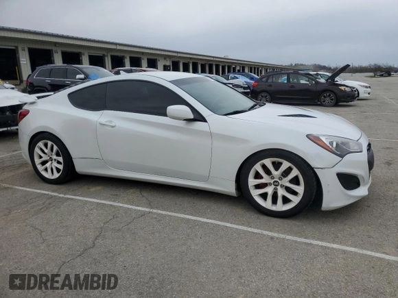 2013 Hyundai Genesis Coupe R-Spec with VIN KMHHT6KD9DU109502, listed as a Copart auction lot 52364895 with 98,387 mi miles and Salvage title. Bid and sale history available at DreamBid. Image 4.