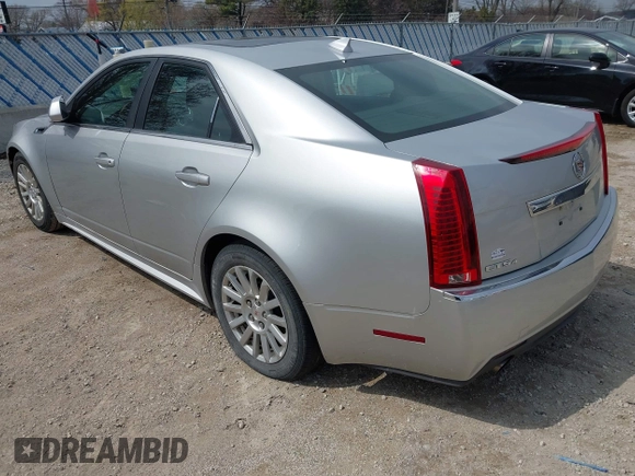 2011 Cadillac CTS Luxury z VIN 1G6DG5EY9B0105800, wystawiony jako IAAI lot #42014906 z przebiegiem 135 081 mil mil oraz . Historia ofert i sprzedaży dostępna na DreamBid. Obrazek 3.