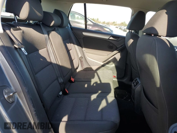 2013 Volkswagen Golf w/Conv z VIN WVWDB7AJ7DW096854, wystawiony jako Copart lot #49513685 z przebiegiem 176 770 mil mil oraz Czysty tytuł • Clean title. Historia ofert i sprzedaży dostępna na DreamBid. Obrazek 10.