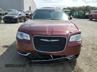 2016 Chrysler 300 Limited with VIN 2C3CCAAG6GH230335, listed as a Copart auction lot 46929445 with 290,847 mi miles and Salvage Title. Bid and sale history available at carsss.com. Image 5.