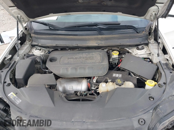 2019 Jeep Cherokee Latitude Plus with VIN 1C4PJLLBXKD405322, listed as a IAAI auction lot 41708104 with 93,295 mi miles and . Bid and sale history available at DreamBid. Image 10.