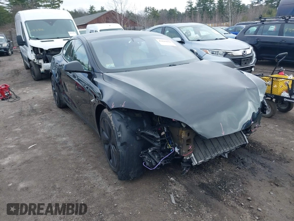 2021 Tesla Model S Plaid with VIN 5YJSA1E69MF439147, listed as a IAAI auction lot 41825656 with 25,626 mi miles. Bid and sale history available at carsss.com. Image 1.