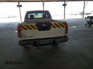 2013 Nissan Frontier S z VIN 1N6BD0CT2DN749097, wystawiony jako Copart lot #57447645 z przebiegiem 168 491 mil mil oraz Czysty tytuł • Clean title. Historia ofert i sprzedaży dostępna na DreamBid. Obrazek 6.