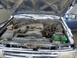 1997 Toyota T100 SR5 with VIN JT4UN24DXV0042713, listed as a Copart auction lot 41850085 with 271,722 mi miles and Salvage Title. Bid and sale history available at DreamBid. Image 11.