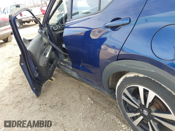 2019 Nissan Kicks S with VIN 3N1CP5CU9KL537043, listed as a IAAI auction lot 41766823 with Not Provided miles. Bid and sale history available at carsss.com. Image 21.