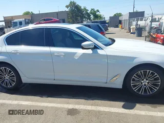 2019 BMW 5 Series 540i with VIN WBAJE5C57KWW42920, listed as a IAAI auction lot 42465733 with 37,844 mi miles and . Bid and sale history available at DreamBid. Image 13.