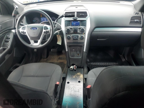 2015 Ford Utility Police Interceptor with VIN 1FM5K8AR6FGC16586, listed as a Copart auction lot 77998884 with 139,563 mi miles and Salvage Title. Bid and sale history available at carsss.com. Image 8.