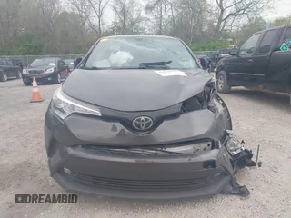 2018 Toyota C-HR XLE z VIN NMTKHMBX9JR044367, wystawiony jako IAAI lot #42116714 z przebiegiem 124 597 mil mil oraz . Historia ofert i sprzedaży dostępna na DreamBid. Obrazek 13.
