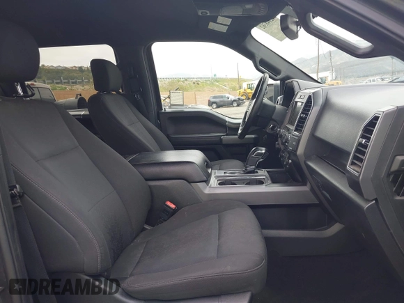 2018 Ford F-150 XL z VIN 1FTEW1CP1JKF15209, wystawiony jako IAAI lot #42048362 z przebiegiem 95 882 mil mil oraz . Historia ofert i sprzedaży dostępna na DreamBid. Obrazek 5.