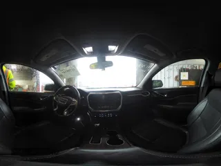 2017 GMC Acadia SLE z VIN 1GKKNKLA6HZ284109, wystawiony jako IAAI lot #41708343 z przebiegiem 92 424 mil mil oraz . Historia ofert i sprzedaży dostępna na DreamBid. Obrazek 19.