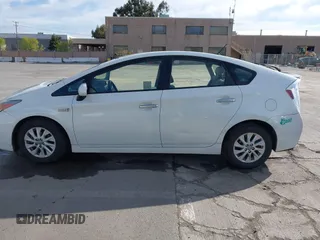 2014 Toyota Prius z VIN JTDKN3DP6E3060728, wystawiony jako IAAI lot #41993542 z przebiegiem 149 891 mil mil oraz . Historia ofert i sprzedaży dostępna na DreamBid. Obrazek 15.