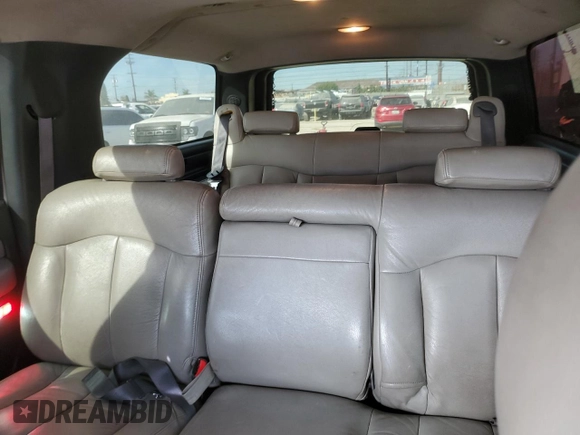 2001 Chevrolet Suburban LT with VIN 3GNEC16T71G125313, listed as a Copart auction lot 42569695 with 317,922 mi miles and Salvage Title. Bid and sale history available at carsss.com. Image 10.