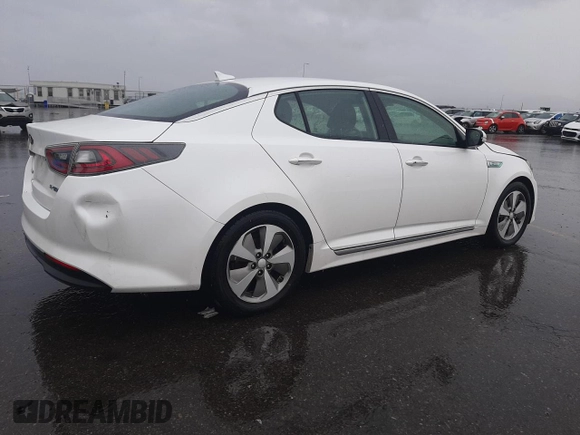 2015 Kia Optima EX with VIN KNAGN4AD7F5081869, listed as a Copart auction lot 55266585 with 106,830 mi miles and Salvage title. Bid and sale history available at DreamBid. Image 3.
