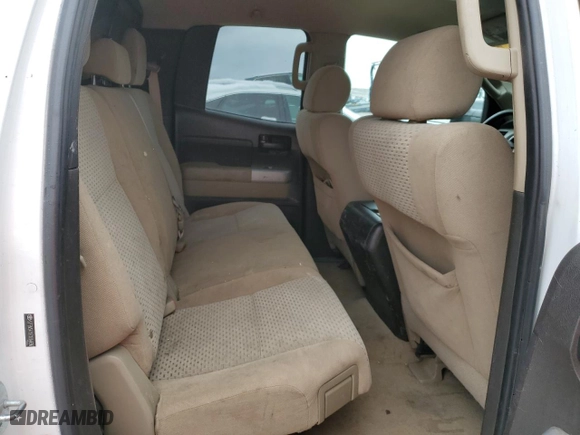2007 Toyota Tundra SR5 with VIN 5TFBV541X7X004696, listed as a Copart auction lot 49679535 with 277,406 mi miles and Salvage Title. Bid and sale history available at carsss.com. Image 10.