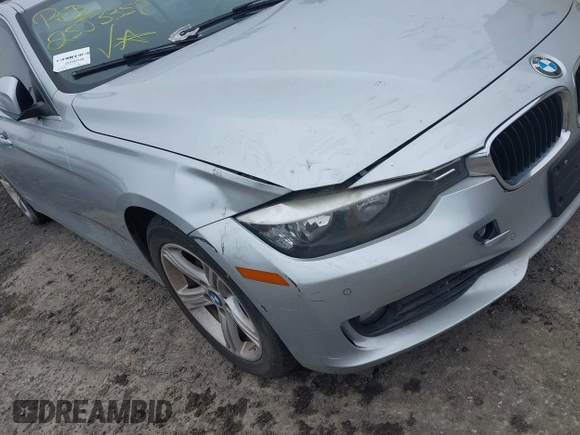 2015 BMW 3 Series 328i xDrive with VIN WBA3B5G57FNS12490, listed as a IAAI auction lot 41927689 with 999,999 mi miles. Bid and sale history available at carsss.com. Image 6.