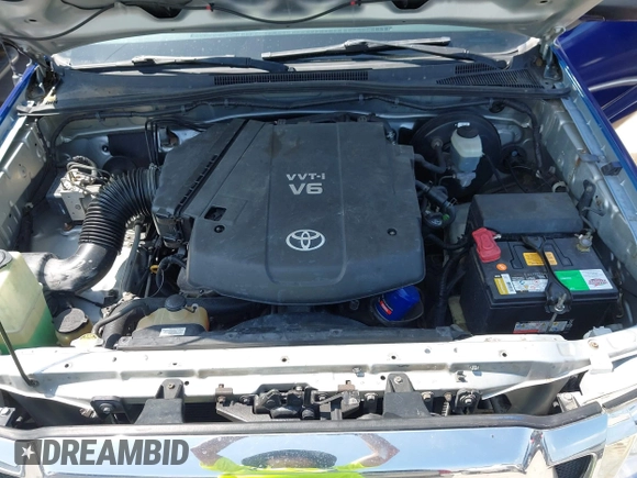 2005 Toyota Tacoma PreRunner z VIN 3TMJU62N75M001803, wystawiony jako IAAI lot #42329450 z przebiegiem 138 188 mil mil oraz . Historia ofert i sprzedaży dostępna na DreamBid. Obrazek 10.