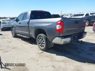 2017 Toyota Tundra 2WD SR5 with VIN 5TFRY5F16HX228522, listed as a IAAI auction lot 41712834 with 111,910 mi miles. Bid and sale history available at carsss.com. Image 3.