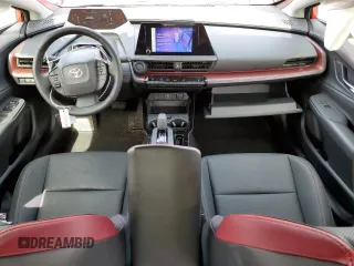 2024 Toyota Prius SE z VIN JTDACACU8R3034408, wystawiony jako Copart lot #52446395 z przebiegiem 3 112 mil mil oraz Szkoda całkowita • Salvage title. Historia ofert i sprzedaży dostępna na DreamBid. Obrazek 8.