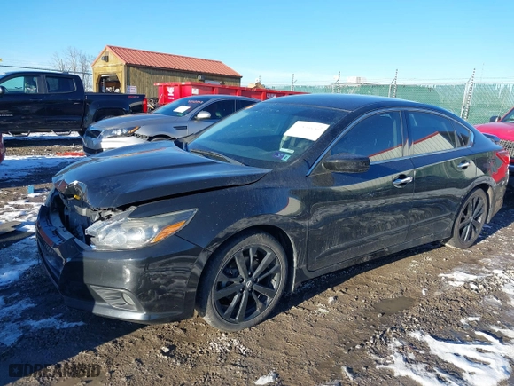 2017 Nissan Altima 2.5 SV with VIN 1N4AL3AP5HC269569, listed as a IAAI auction lot 41141518 with 98,880 mi miles. Bid and sale history available at carsss.com. Image 18.