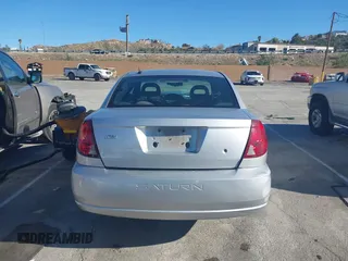 2006 Saturn ION z VIN 1G8AN15F66Z105150, wystawiony jako IAAI lot #41752428 z przebiegiem 110 857 mil mil oraz . Historia ofert i sprzedaży dostępna na DreamBid. Obrazek 17.