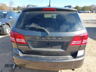 2018 Dodge Journey SE with VIN 3C4PDCABXJT183318, listed as a IAAI auction lot 40985444 with 164,051 mi miles. Bid and sale history available at carsss.com. Image 17.