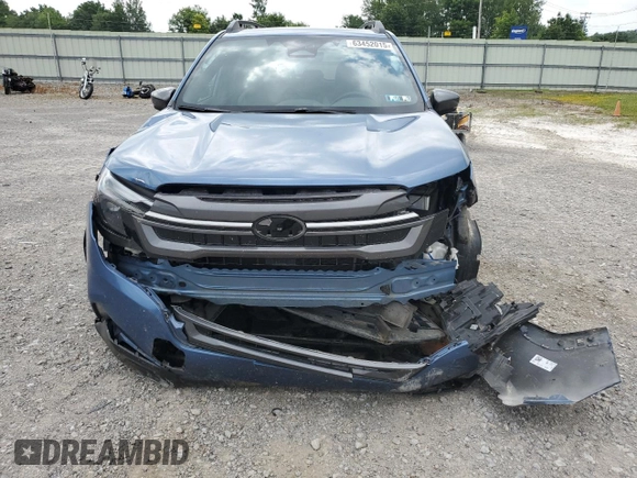 2025 Subaru Forester Limited with VIN JF2SLDRC1SH467485, listed as a Copart auction lot 63452015 with 38,681 mi miles and Salvage title. Bid and sale history available at DreamBid. Image 5.