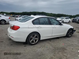 2015 BMW 3 Series 320i xDrive z VIN WBA3C3C58FP664511, wystawiony jako Copart lot #62542575 z przebiegiem 62 084 mil mil oraz Czysty tytuł • Clean title. Historia ofert i sprzedaży dostępna na DreamBid. Obrazek 3.