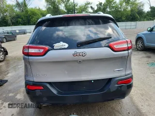 2017 Jeep Cherokee Latitude с VIN 1C4PJMCB5HW501880, выставлен на аукционе Copart как лот 62680875 с пробегом 185 491 миль миль и На запчасти • Non repairable. История ставок и продаж доступна на DreamBid. Изображение 6.