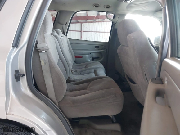 2004 Chevrolet Tahoe LT with VIN 1GNEK13T24J163378, listed as a IAAI auction lot 42109812 with 151,544 mi miles. Bid and sale history available at carsss.com. Image 8.