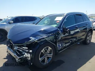 2020 Mercedes-Benz GLC 300 z VIN W1N0G8EB9LF847906, wystawiony jako IAAI lot #41902604 z przebiegiem 40 052 mil mil oraz . Historia ofert i sprzedaży dostępna na DreamBid. Obrazek 6.