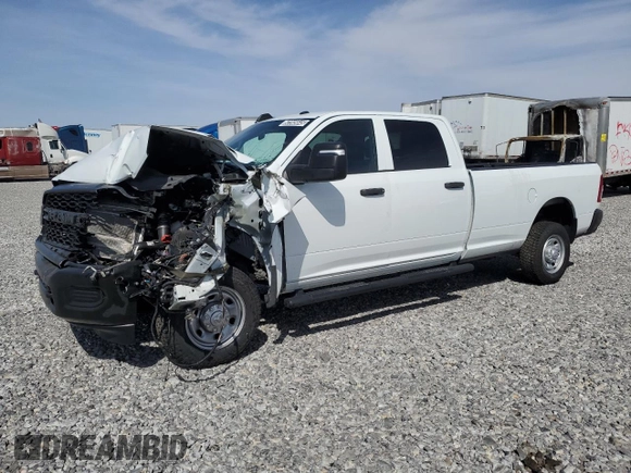 2024 Ram 2500 Tradesman with VIN 3C6UR5HL5RG154352, listed as a Copart auction lot 52345645 with 43,112 mi miles and Clean Title. Bid and sale history available at carsss.com. Image 1.