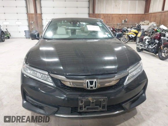 2016 Honda Accord Touring with VIN 1HGCT2B05GA002832, listed as a IAAI auction lot 42221520 with 217,435 mi miles and . Bid and sale history available at DreamBid. Image 12.