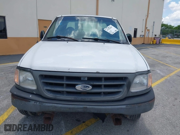 2003 Ford F-150 XL с VIN 1FTRX17253NA21787, выставлен на аукционе IAAI как лот 41963087 с пробегом 317 059 миль миль и . История ставок и продаж доступна на DreamBid. Изображение 6.