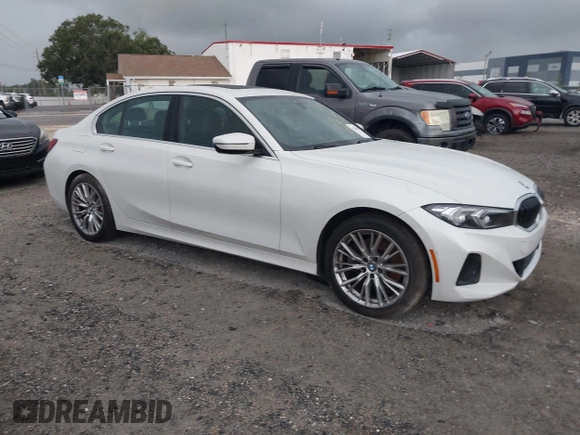 2024 BMW 3 Series 330i with VIN 3MW69FF0XR8E38275, listed as a IAAI auction lot 42646598 with 39,015 mi miles and . Bid and sale history available at DreamBid. Image 1.