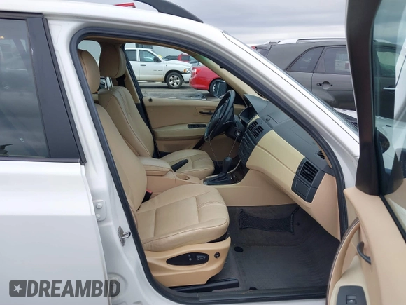2004 BMW X3 3.0i with VIN WBXPA93484WC30585, listed as a IAAI auction lot 41034823 with 114,676 mi miles. Bid and sale history available at carsss.com. Image 5.