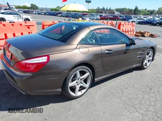 2015 Mercedes-Benz SL 550 with VIN WDDJK7DA6FF031520, listed as a IAAI auction lot 42044960 with Not provided miles and . Bid and sale history available at DreamBid. Image 4.