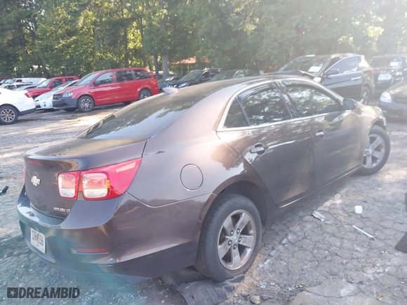 2014 Chevrolet Malibu LS with VIN 1G11B5SL5EF236384, listed as a IAAI auction lot 40187078 with 136,666 mi miles. Bid and sale history available at carsss.com. Image 4.