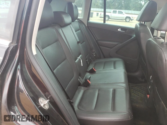 2014 Volkswagen Tiguan SEL with VIN WVGAV3AX5EW558929, listed as a Copart auction lot 71004684 with 125,628 mi miles and Clean title. Bid and sale history available at DreamBid. Image 11.