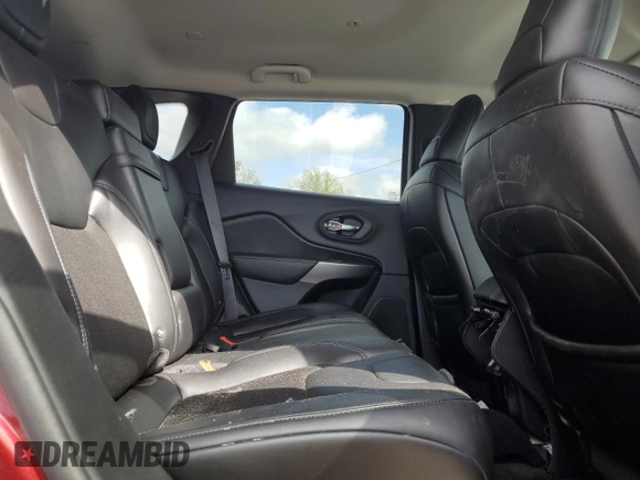 2019 Jeep Cherokee Latitude Plus z VIN 1C4PJMLNXKD192548, wystawiony jako Copart lot #55999925 z przebiegiem 28 762 mil mil oraz Szkoda całkowita • Salvage title. Historia ofert i sprzedaży dostępna na DreamBid. Obrazek 11.