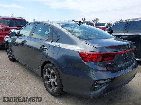 2020 Kia Forte LXS with VIN 3KPF24AD9LE165263, listed as a IAAI auction lot 41808794 with 71,217 mi miles. Bid and sale history available at carsss.com. Image 3.