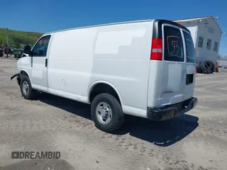2019 Chevrolet Express Cargo with VIN 1GCWGAFP6K1369099, listed as a IAAI auction lot 42069329 with 74,624 mi miles. Bid and sale history available at carsss.com. Image 3.